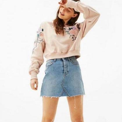 Women Fashion Embroidery Rose Flower Top Sweater..