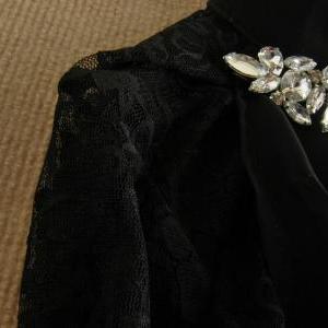 Lace Stitching Round Neck Long-sleeved Dress..