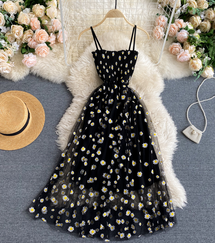 Sling Temperament Embroidered Chrysanthemum Dress