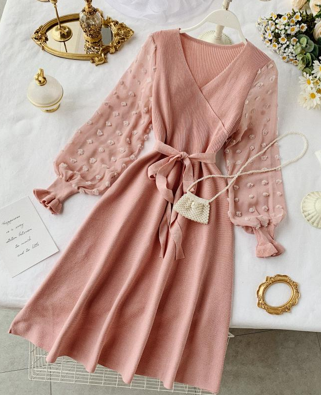 Solid Color Temperament V-neck High-waist Knitted Dress