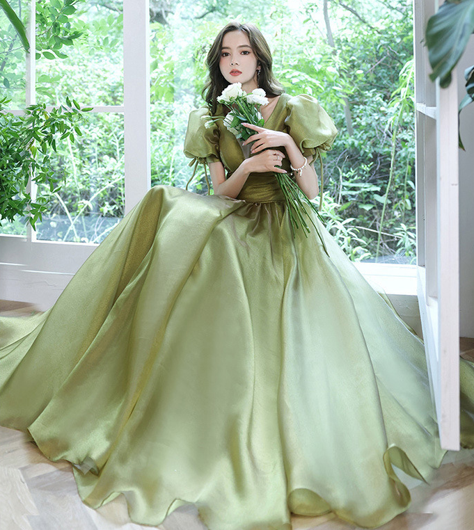 Temperament Puff Sleeve Prom Avocado Green Tulle Long Dress