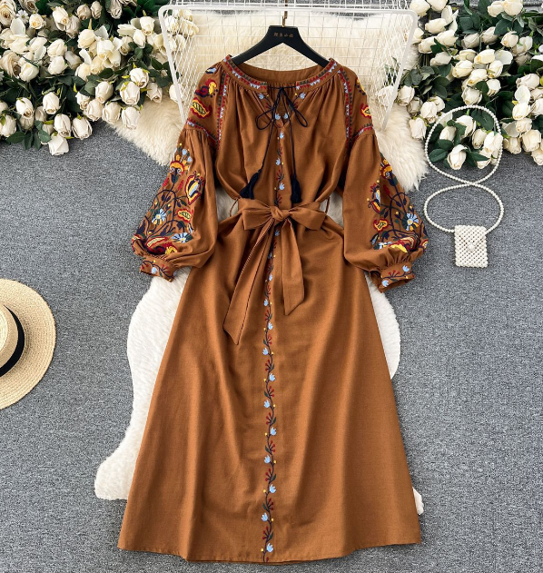 Women's Retro Embroidered Bubble Sleeve Dress