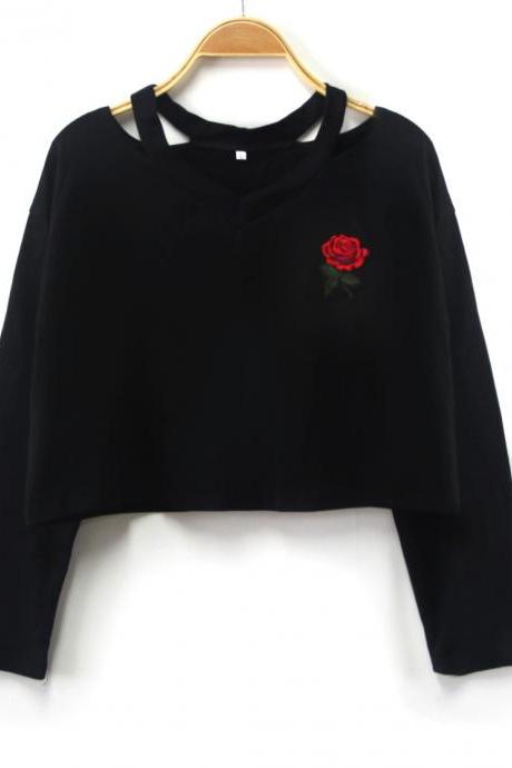 Rose Embroidered Cropped Long Sleeve Top Sweater In Black