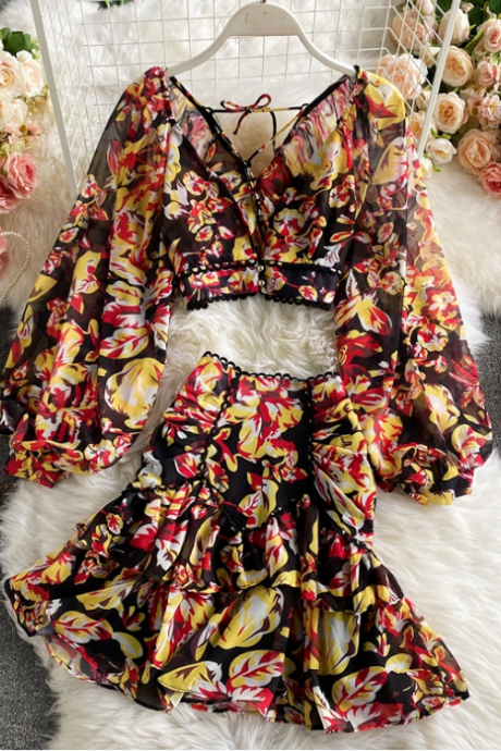 Deep V-Neck Chiffon High-Waist Floral Bag Hip And High-Waist Two-Piece Dress