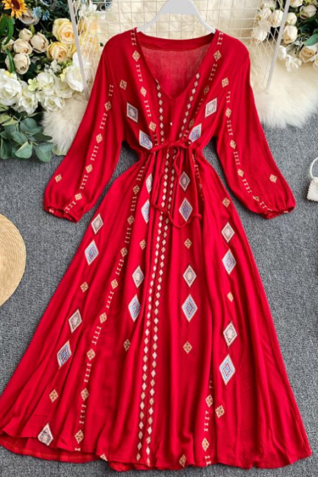 Women&amp;#039;s Embroidered Long Sleeve Dress