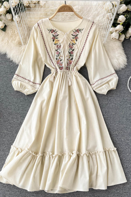 Solid Color Retro Embroidery Chiffon Dress